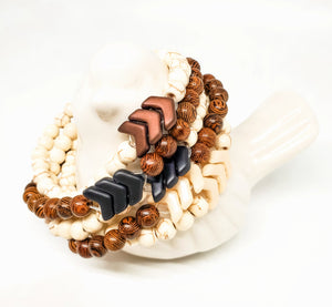 Down Syndrome Awareness Unisex bracelet with natural sandalwood and cream Howlite beads